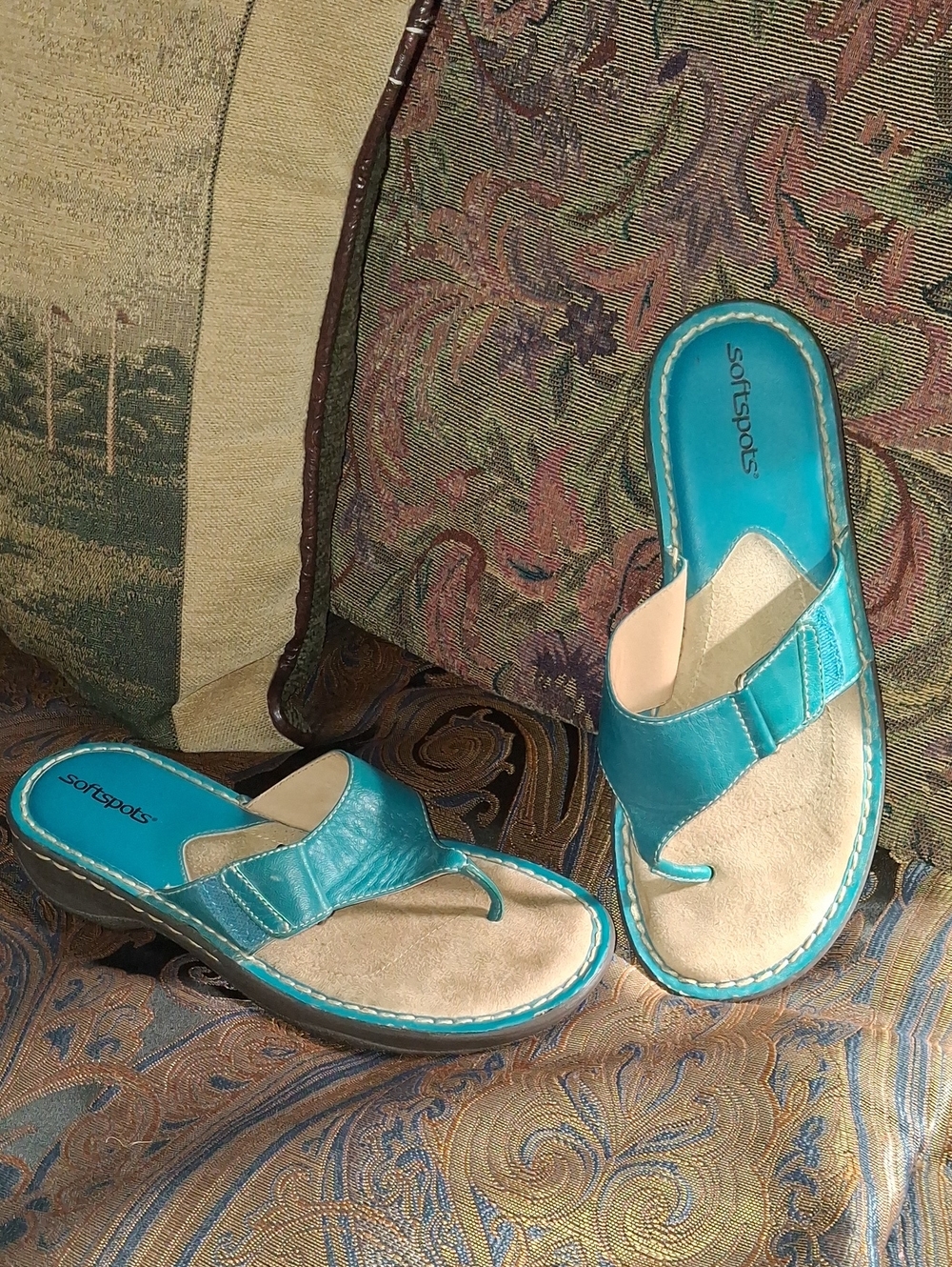BLUE LEATHER Sandals